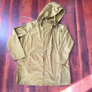 Chartreuse Rain Coat 🧥 Like New